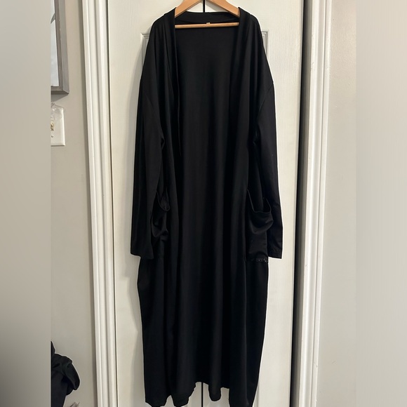 Plus size black duster - Picture 2 of 5